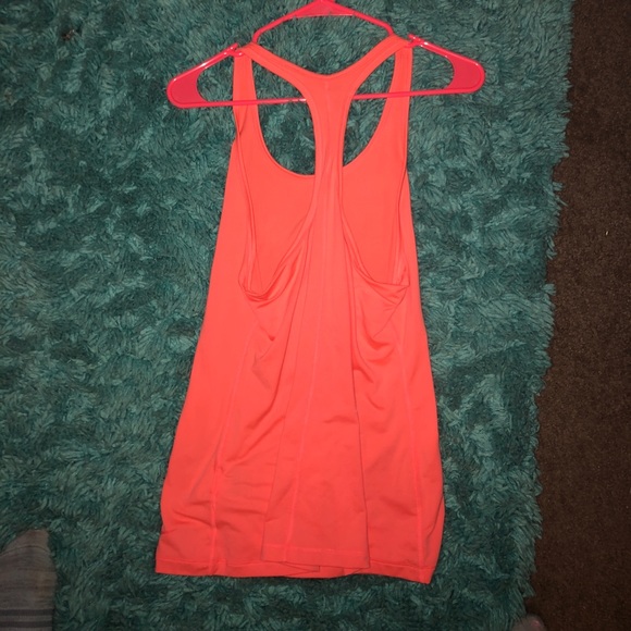 Coral Nike tank top - Picture 2 of 3